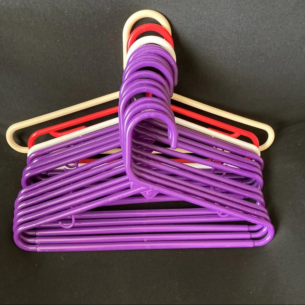 15 Children’s Hangers 12” Long